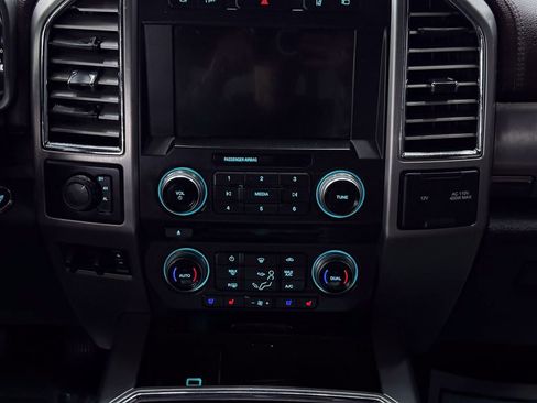 Used 2017 Ford F250 Platinum w/ Platinum Ultimate Package AWD/4WD image 24