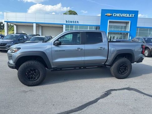 Used 2024 Chevrolet Colorado ZR2 w/ ZR2 Bison Edition AWD/4WD image 4
