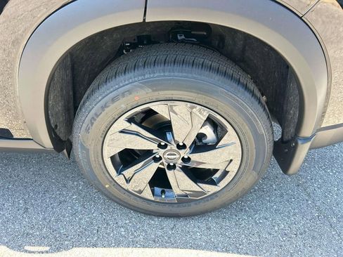 New 2026 Nissan Rogue SV FWD image 11