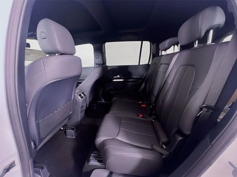 New 2026 Mercedes-Benz GLB 250 4MATIC image 23