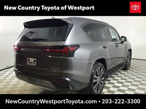 Used 2024 Lexus LX 600 4WD w/ Luxury Package image 7