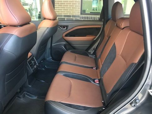 Certified 2025 Subaru Forester Touring w/ Popular Package - Touring AWD/4WD image 7
