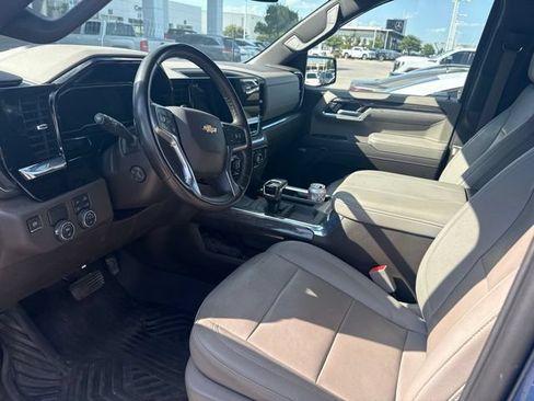 Used 2024 Chevrolet Silverado 1500 LTZ w/ LTZ Convenience Package II RWD image 5