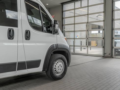 Used 2024 RAM ProMaster 3500 w/ Power Group FWD image 33