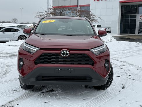 Certified 2025 Toyota RAV4 XLE Premium image 2