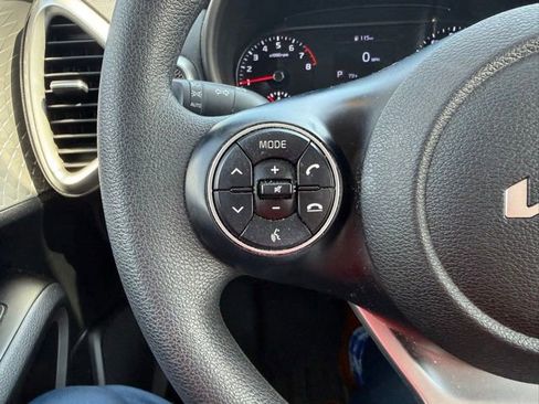 Used 2022 Kia Soul LX w/ Technology Package FWD image 26