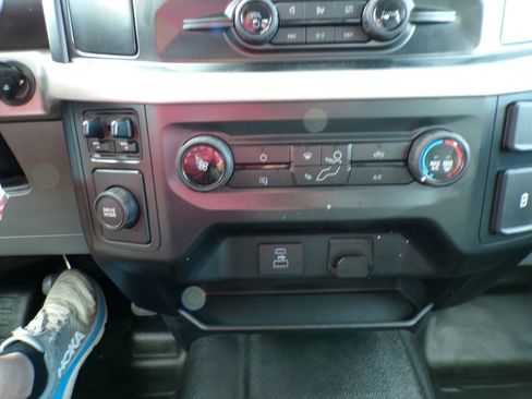 Used 2022 Ford F150 XL w/ Trailer Tow Package RWD image 23
