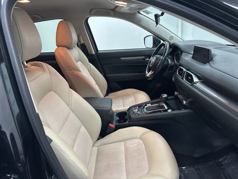Used 2019 MAZDA CX-5 Touring image 28