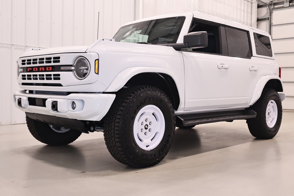 New 2026 Ford Bronco Heritage Edition AWD/4WD image 5
