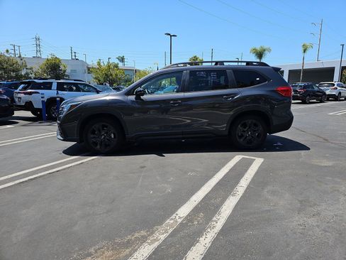 Used 2023 Subaru Ascent Onyx Edition AWD/4WD image 4