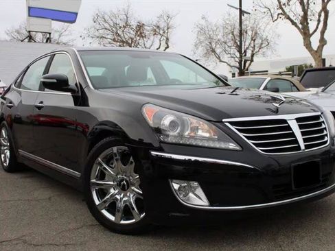 Used 2012 Hyundai Equus Signature image 2