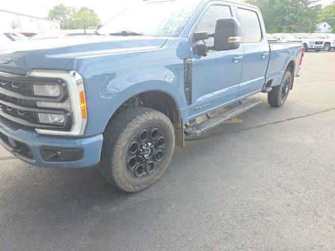 Used 2023 Ford F350 Lariat w/ Lariat Ultimate Package AWD/4WD image 2