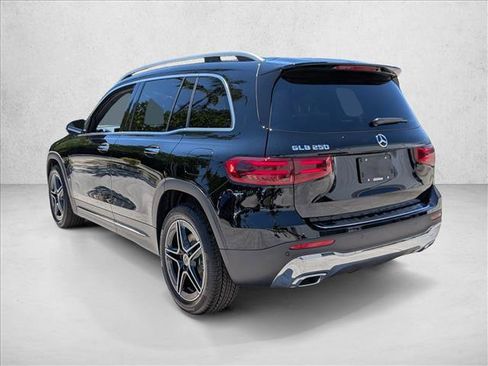 New 2026 Mercedes-Benz GLB 250 image 8