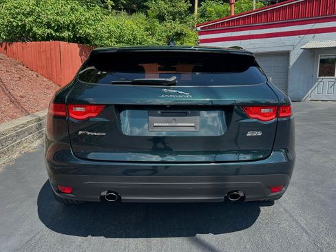 Used 2018 Jaguar F-PACE Premium AWD/4WD image 4