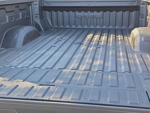 New 2026 GMC Sierra 2500 AT4X w/ LPO, Black Badging Package image 8