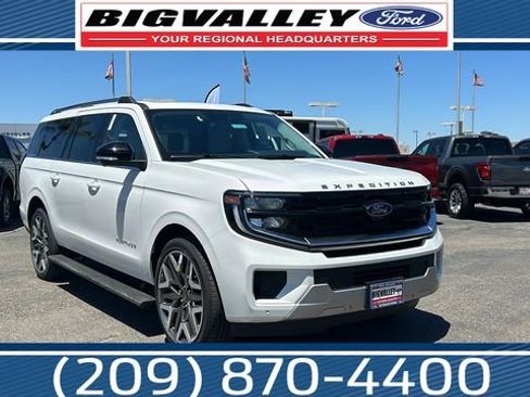 New 2026 Ford Expedition Max Platinum w/ Platinum Ultimate Package AWD/4WD image 1