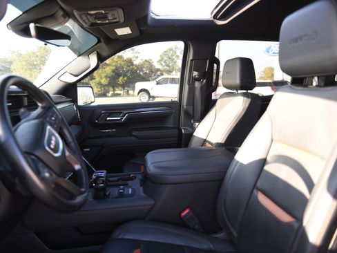 Used 2024 GMC Sierra 1500 AT4 w/ Technology Package image 35