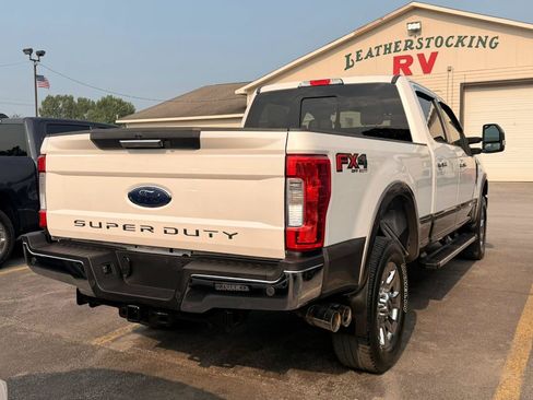 Used 2019 Ford F250 Lariat w/ Chrome Package AWD/4WD image 2