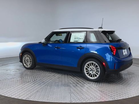 New 2026 MINI Cooper 4-Door Hardtop image 6