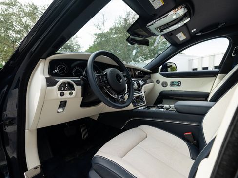 Used 2023 Rolls-Royce Ghost Black Badge w/ Black Badge Ghost Package AWD/4WD image 72