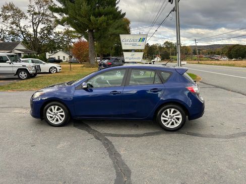 Used 2013 MAZDA MAZDA3 i Grand Touring w/ Tech Pkg image 6