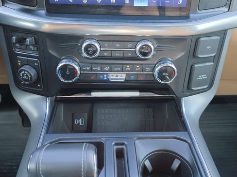 Certified 2022 Ford F150 Lariat w/ Max Trailer Tow Package image 23