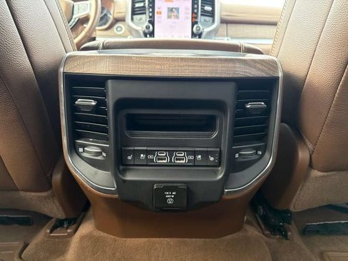 Used 2024 RAM 1500 Limited AWD/4WD image 21