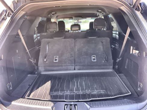 Used 2020 Ford Explorer XLT w/ Equipment Group 202A RWD image 20