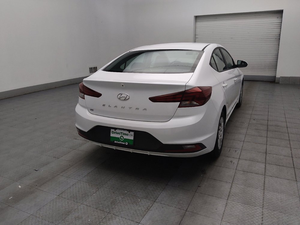 Used 2020 Hyundai Elantra SE w/ Cargo Package (C1) FWD image 9