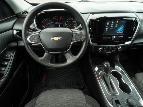 Used 2019 Chevrolet Traverse LS image 13