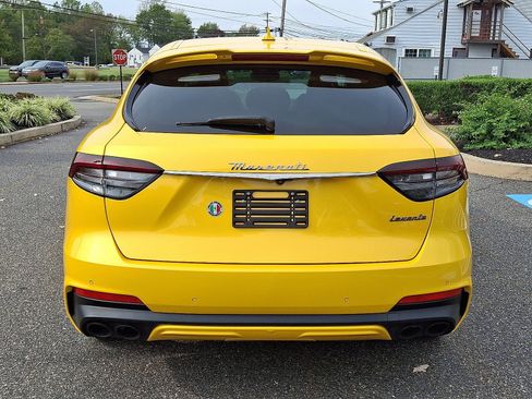 Used 2022 Maserati Levante Modena S image 5