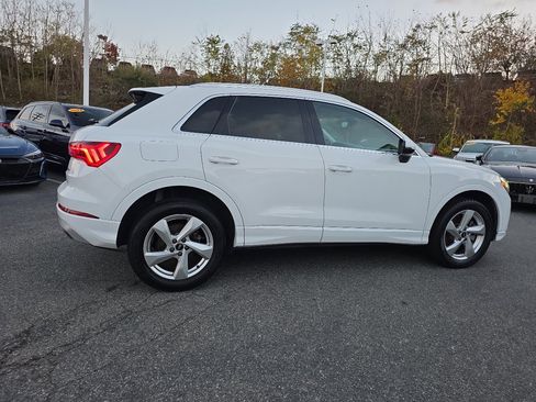 Used 2021 Audi Q3 2.0T Premium image 21