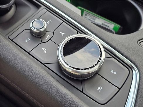 New 2025 Cadillac XT6 Sport image 29