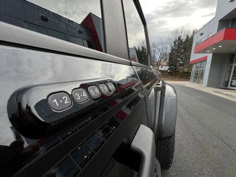 Used 2023 Ford Bronco Raptor image 32