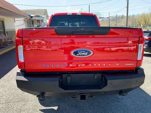 Used 2017 Ford F350 XLT w/ XLT Value Package image 4