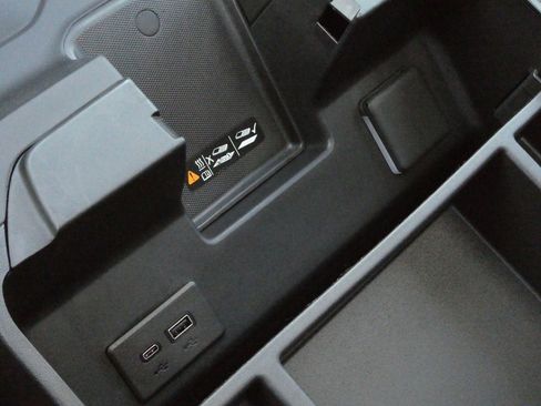 New 2026 GMC Sierra 1500 AT4 w/ AT4 Premium Package image 17