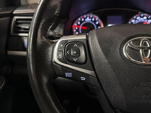Used 2016 Toyota Camry SE image 27