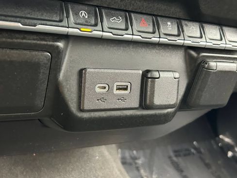 Used 2021 Chevrolet Silverado 1500 Custom RWD image 19