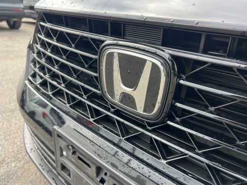 Used 2023 Honda Accord Sport image 28
