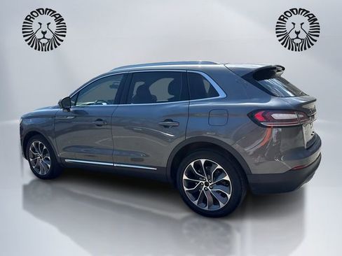 Used 2022 Lincoln Nautilus Reserve w/ Luxury Package AWD/4WD image 7