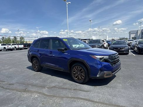 Certified 2025 Subaru Forester Sport AWD/4WD image 6
