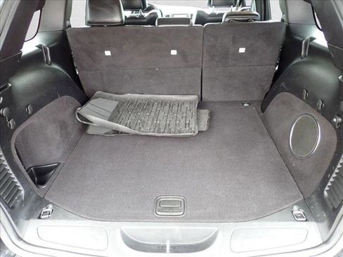 Used 2013 Jeep Grand Cherokee Laredo image 4