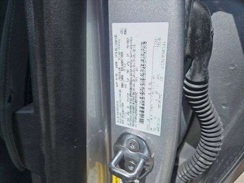 Used 2020 Ford Escape SE FWD image 30
