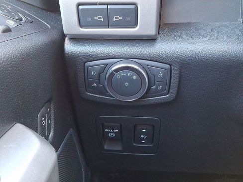 Used 2019 Ford F150 Lariat w/ Equipment Group 502A Luxury image 30