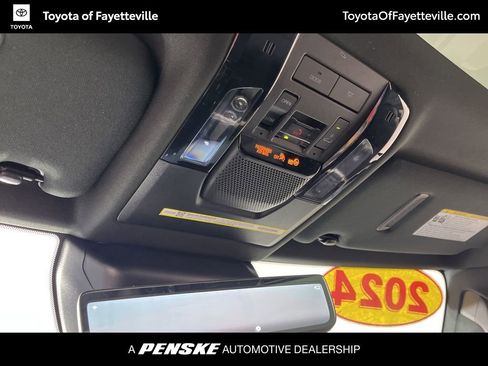 Used 2024 Lexus GX 550 w/ Cold Area Package image 26