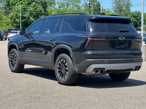 Used 2026 Chevrolet Traverse Z71 w/ LPO, Floor Liner Package AWD/4WD image 12
