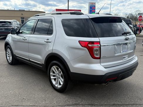 Used 2014 Ford Explorer XLT w/ Equipment Group 202A image 7
