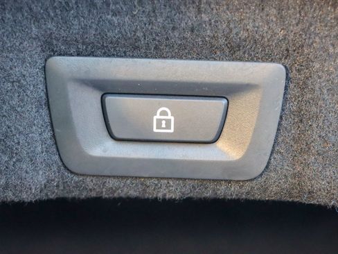 Used 2016 BMW 640i Coupe image 23