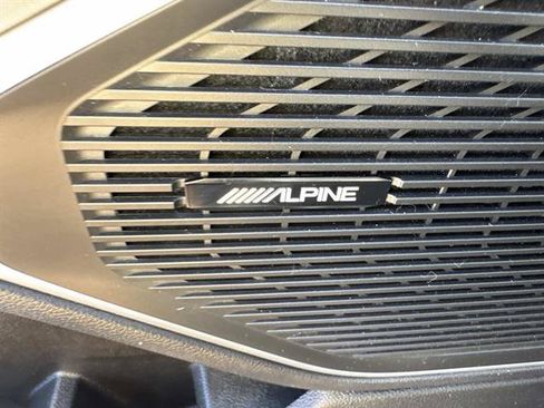 Used 2025 Jeep Wagoneer Series II AWD/4WD image 13