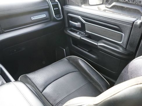 Used 2023 RAM 3500 Laramie AWD/4WD image 15